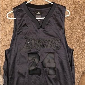 Lakers XL Jersey all black